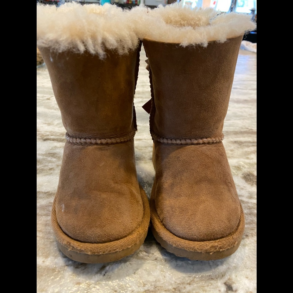 Toddler girl Ugg boot